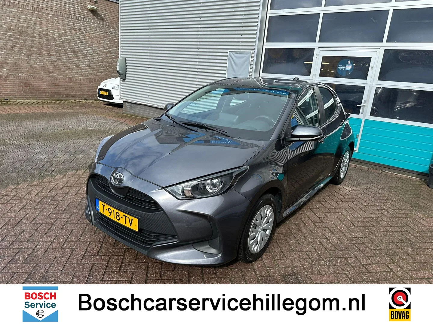 Toyota Yaris (2023) — foto 1