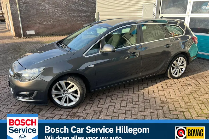 Opel Astra (2014)