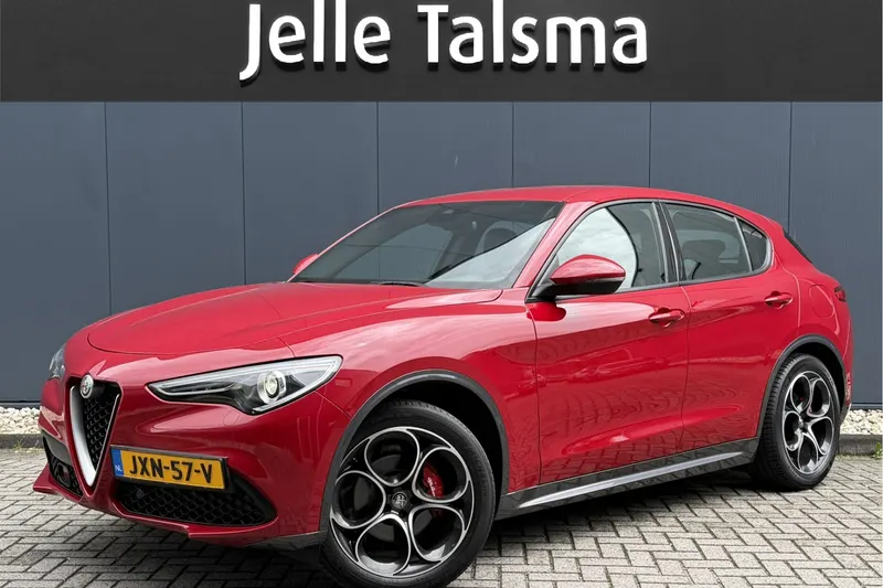Alfa Romeo Stelvio (2023)