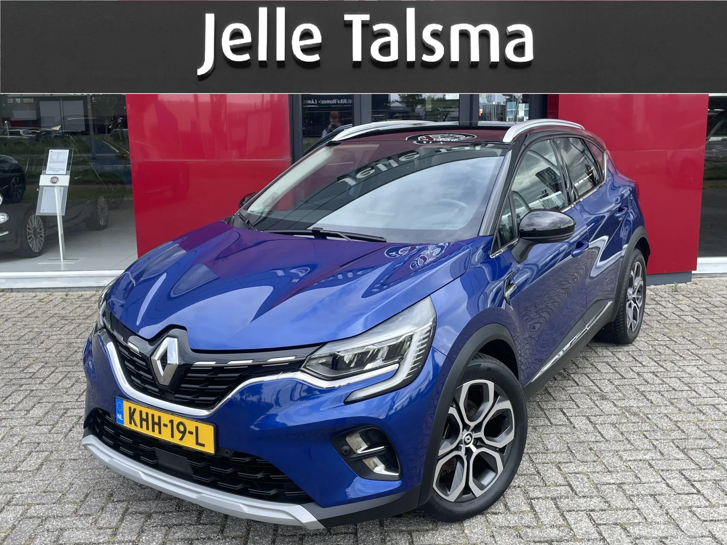 Renault Captur (2022) — foto 1