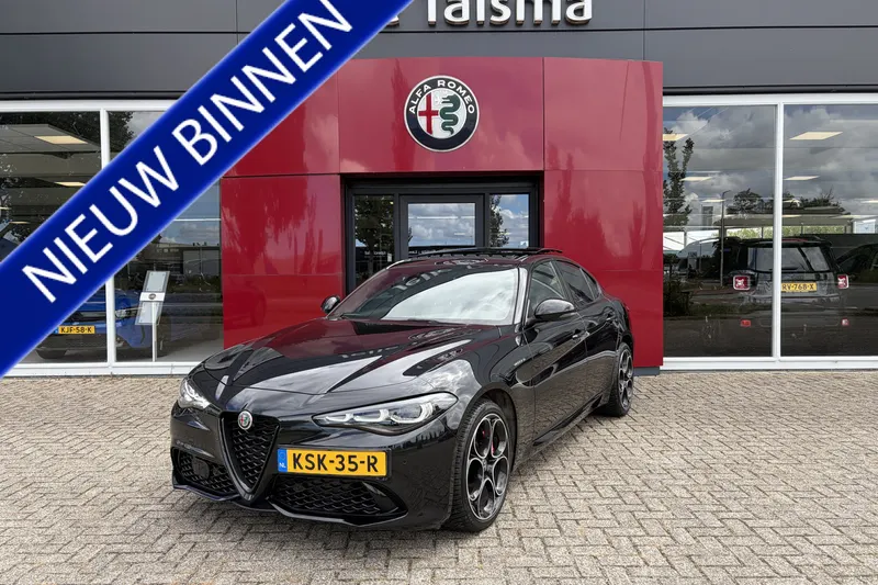 Alfa Romeo Giulia (2024)