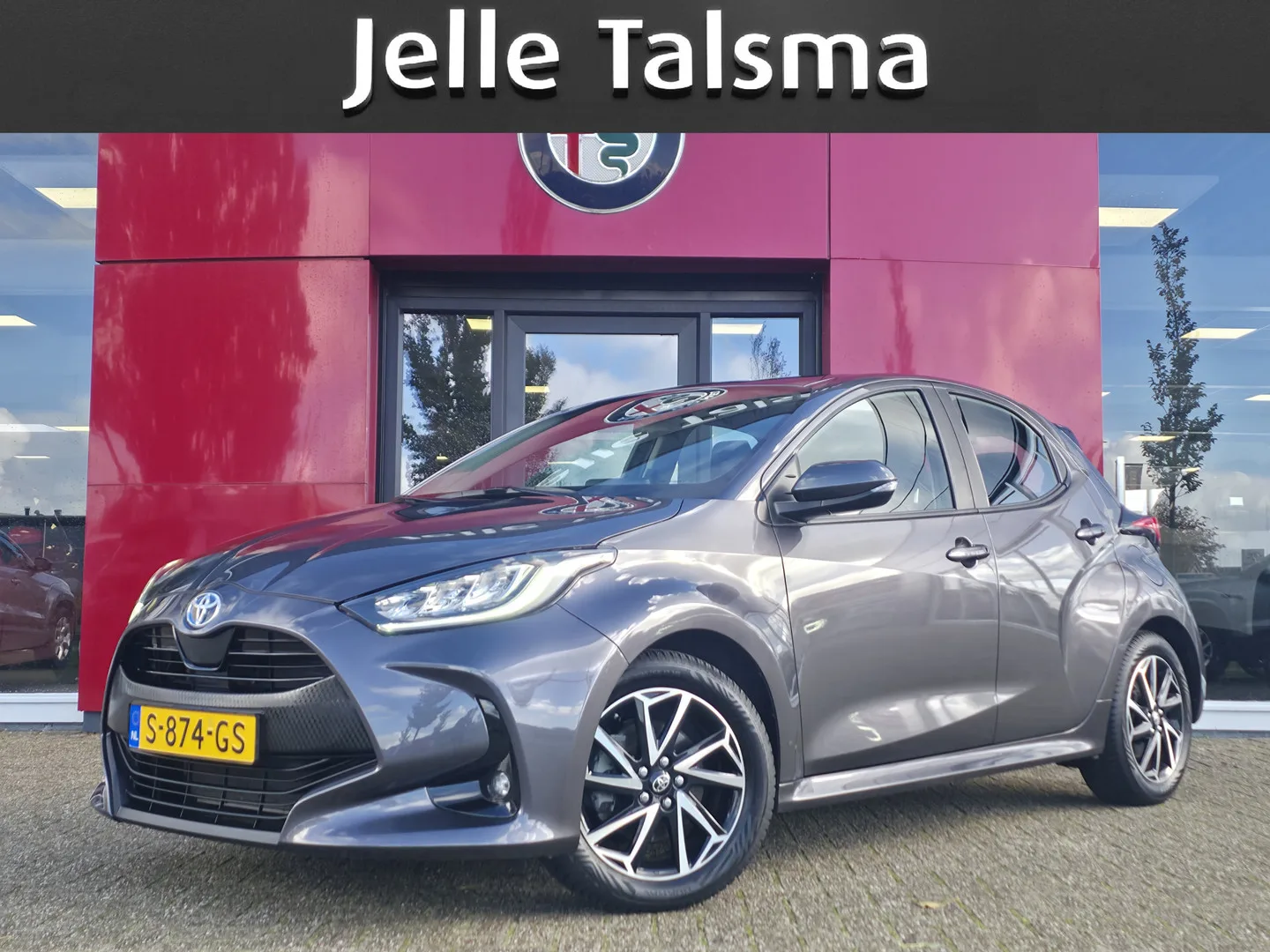 Toyota Yaris (2023) — foto 1