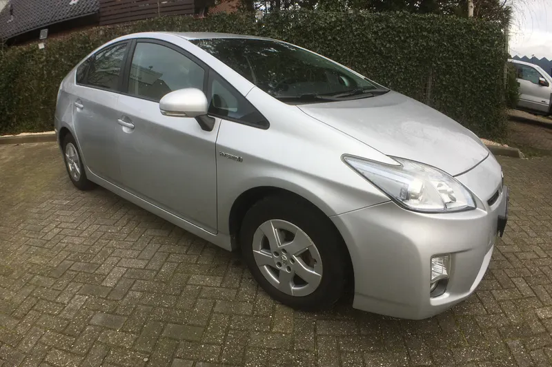 Toyota Prius (2012)
