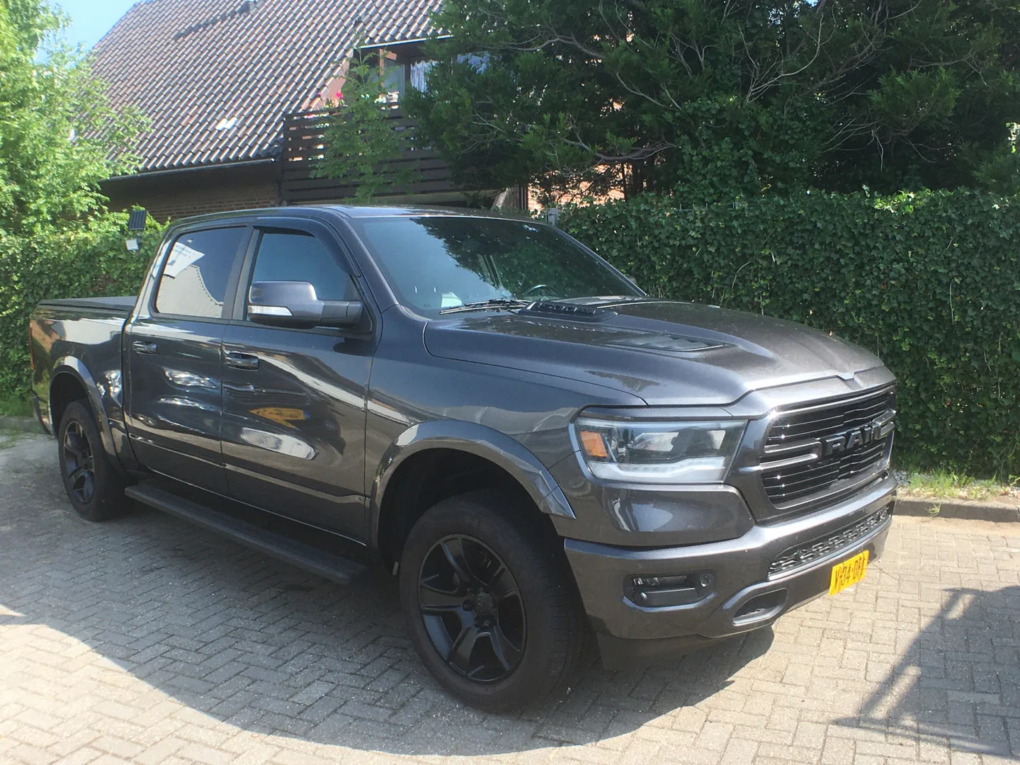 Dodge Ram (2019) — foto 1