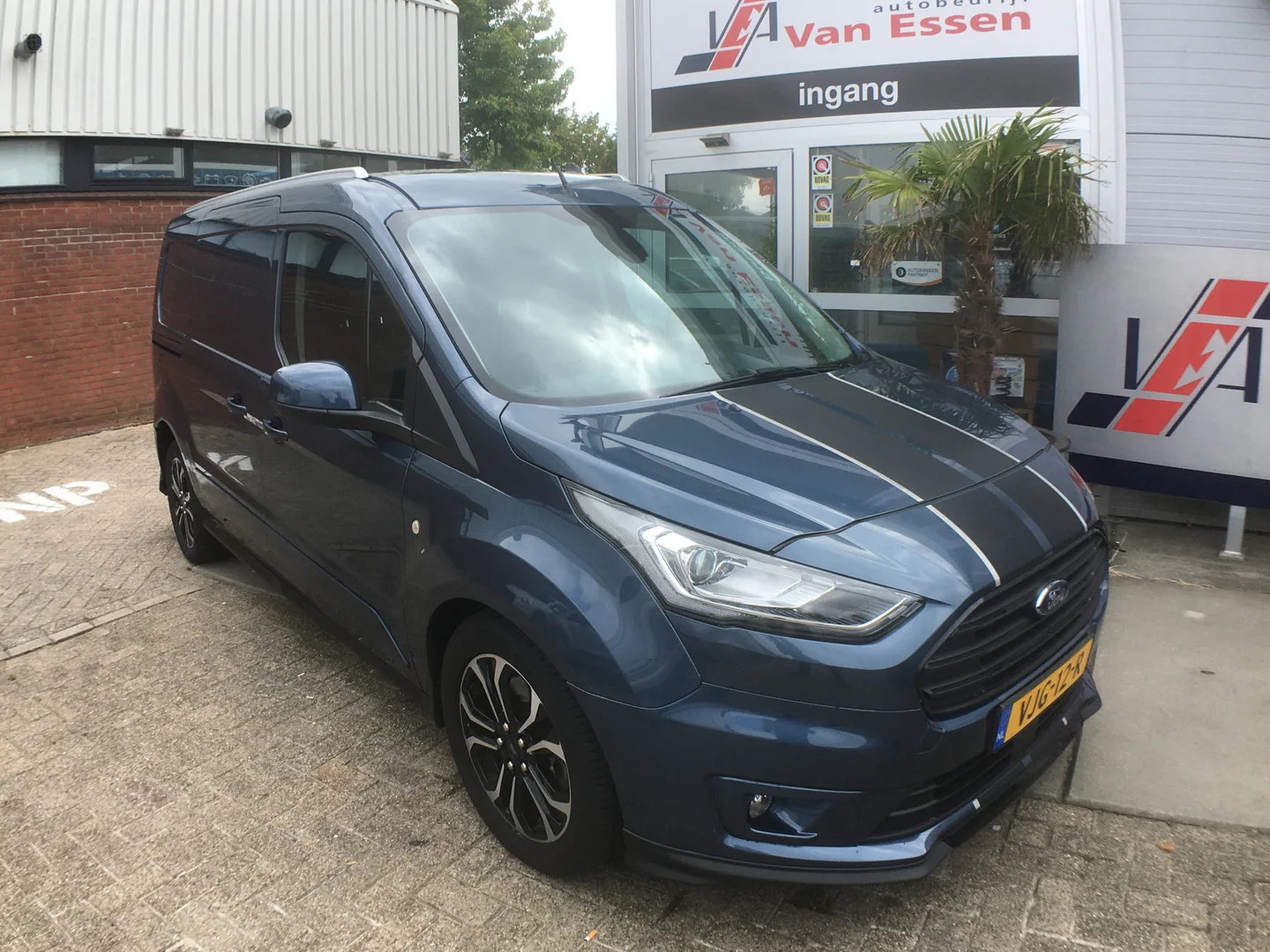Ford Transit Connect (2021) — foto 1