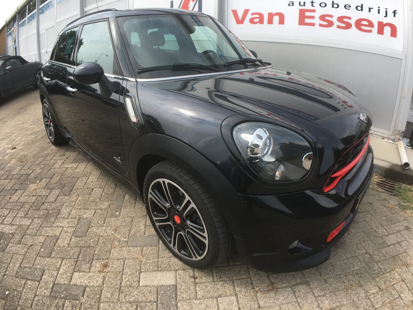 MINI Countryman (2016) — foto 1