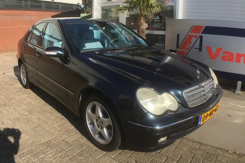 Mercedes-Benz C-Klasse (2003)