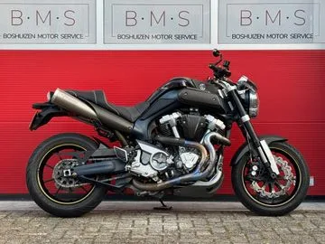 Yamaha MT-01 (2007) — foto 1