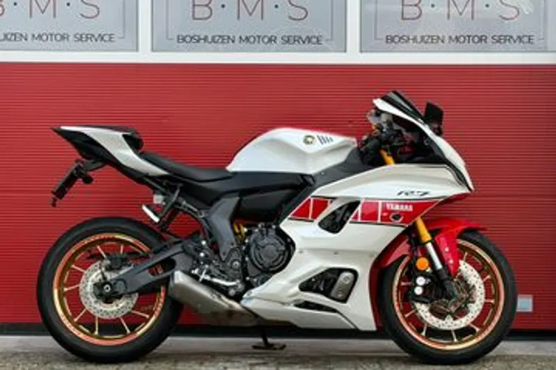 Yamaha R7 World GP 60TH Anniversary (2023)