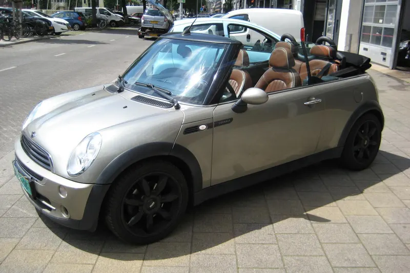 MINI Cabrio (2008)