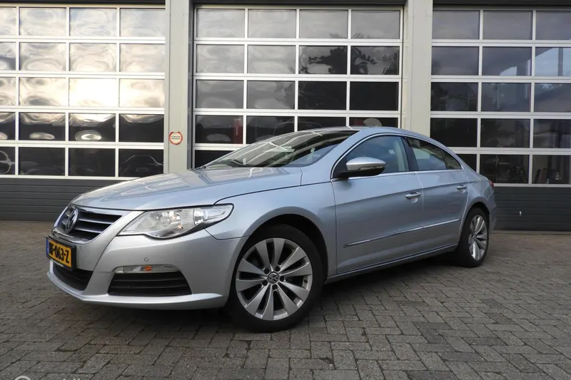 Volkswagen Passat (2010)