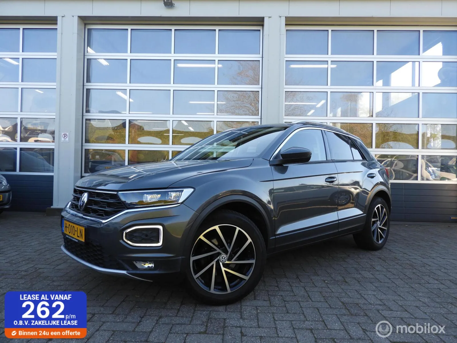 Volkswagen T-Roc (2018) — foto 1