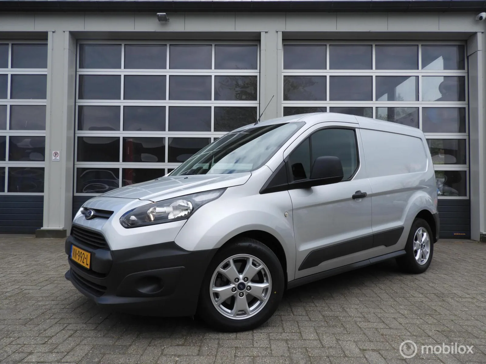 Ford Transit Connect (2015) — foto 1