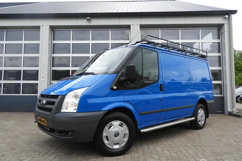Ford Transit (2011)