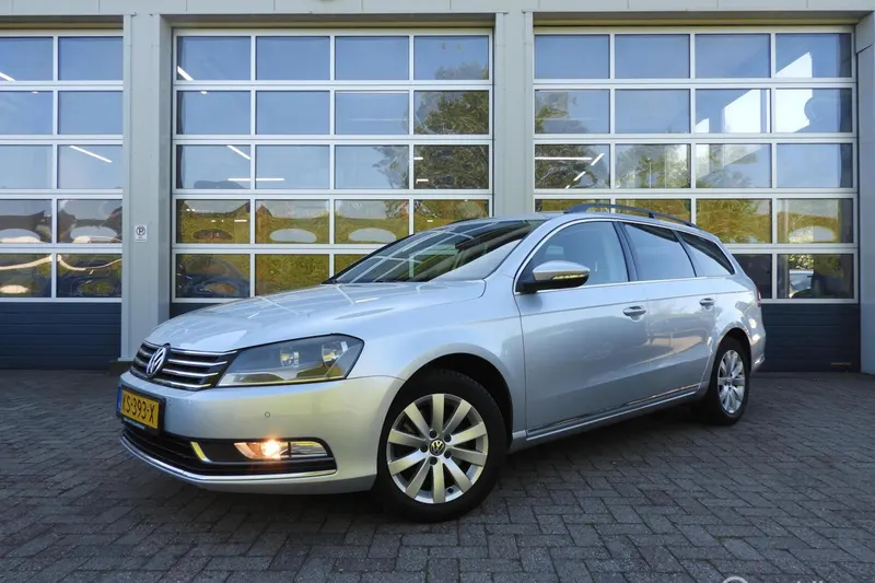 Volkswagen Passat (2011)