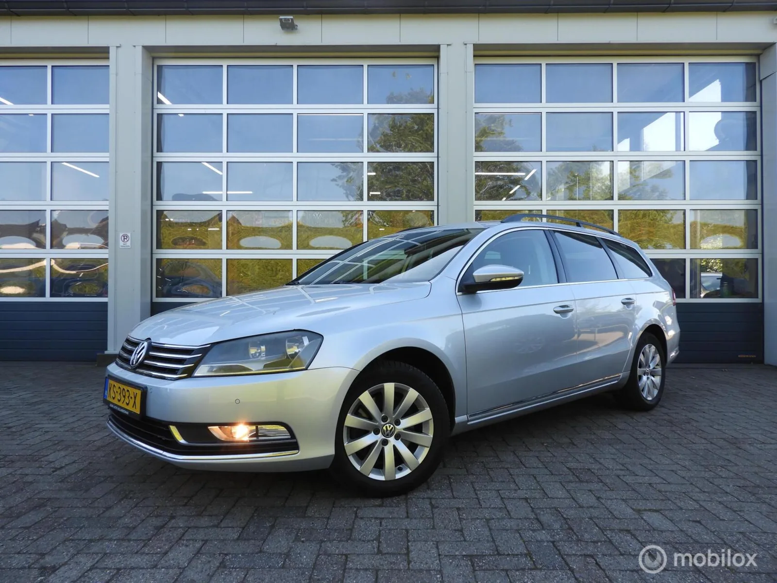 Volkswagen Passat (2011) — foto 1