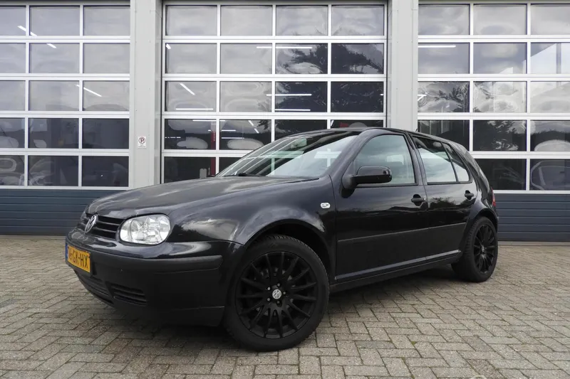Volkswagen Golf (2001)