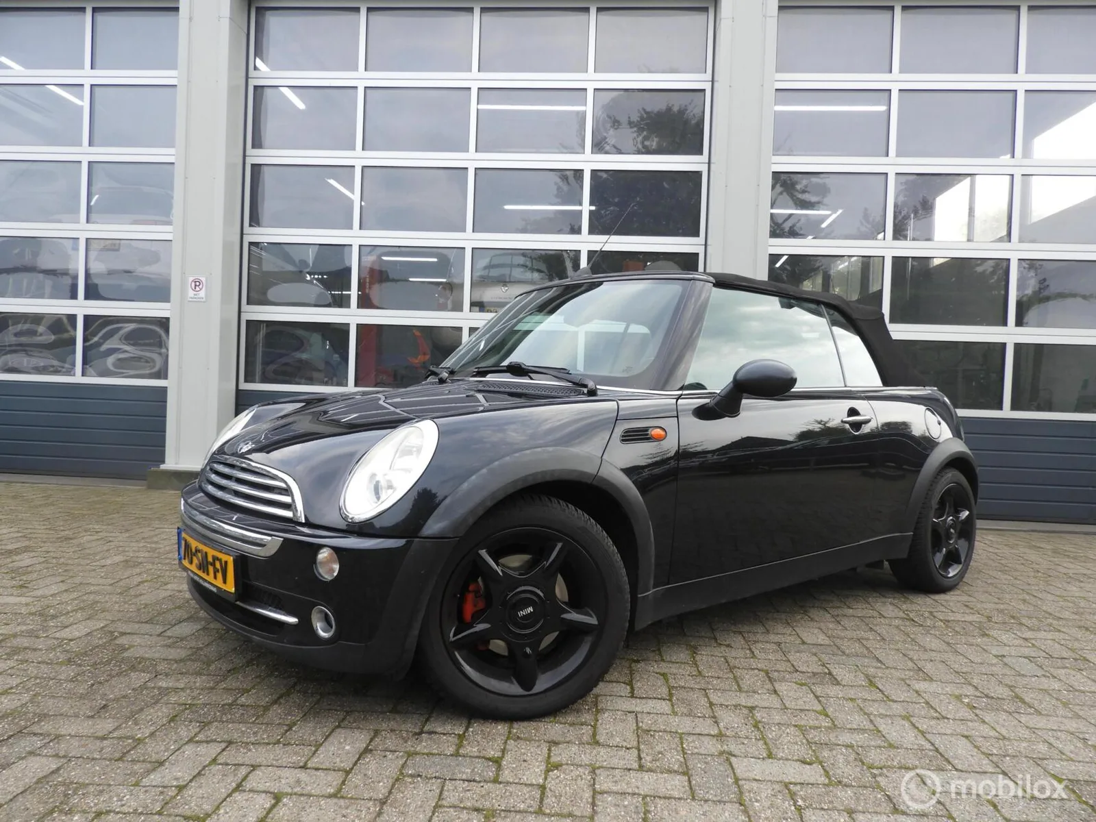 MINI Cabrio (2006) — foto 1