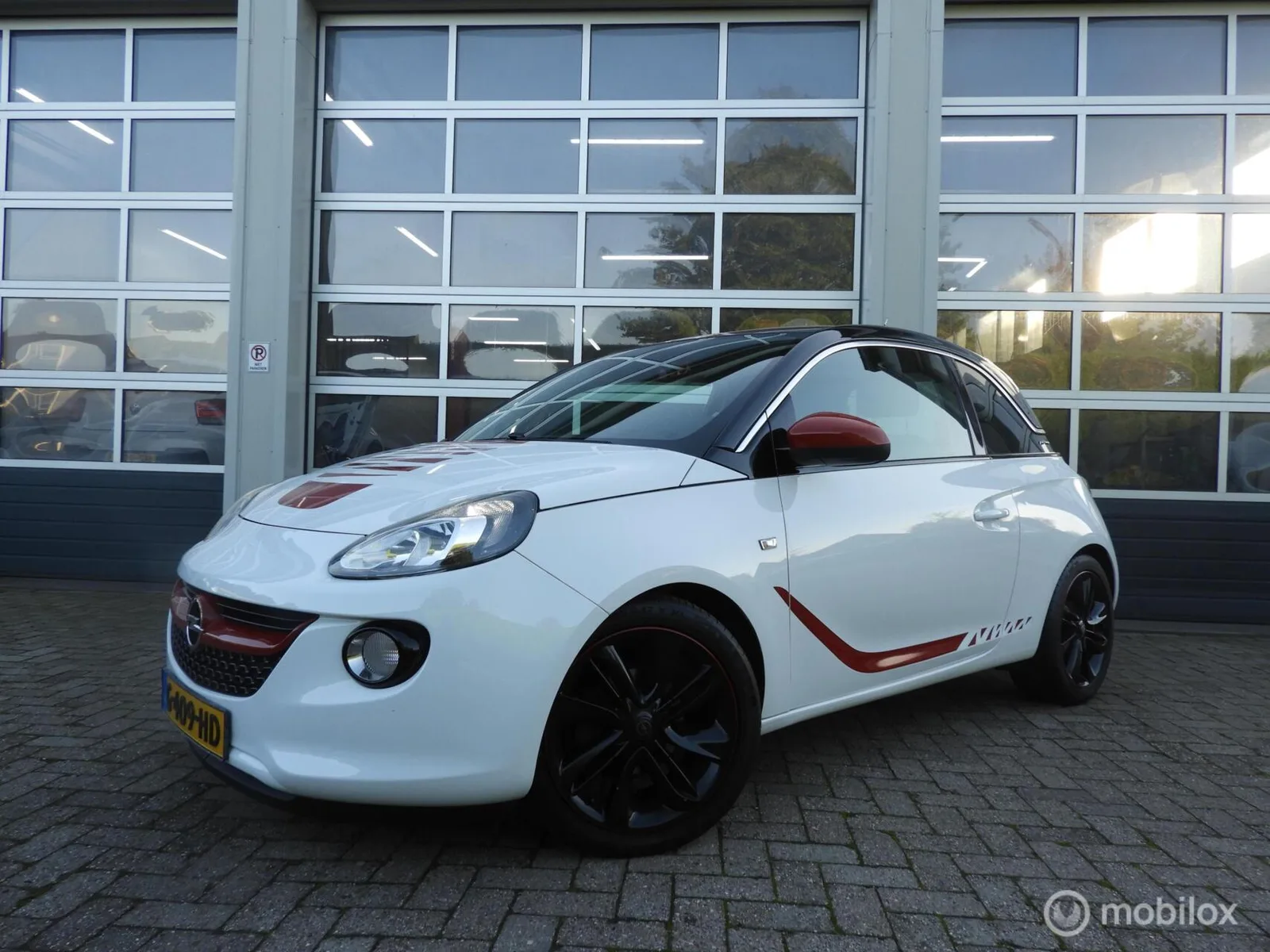 Opel Adam (2013) — foto 1
