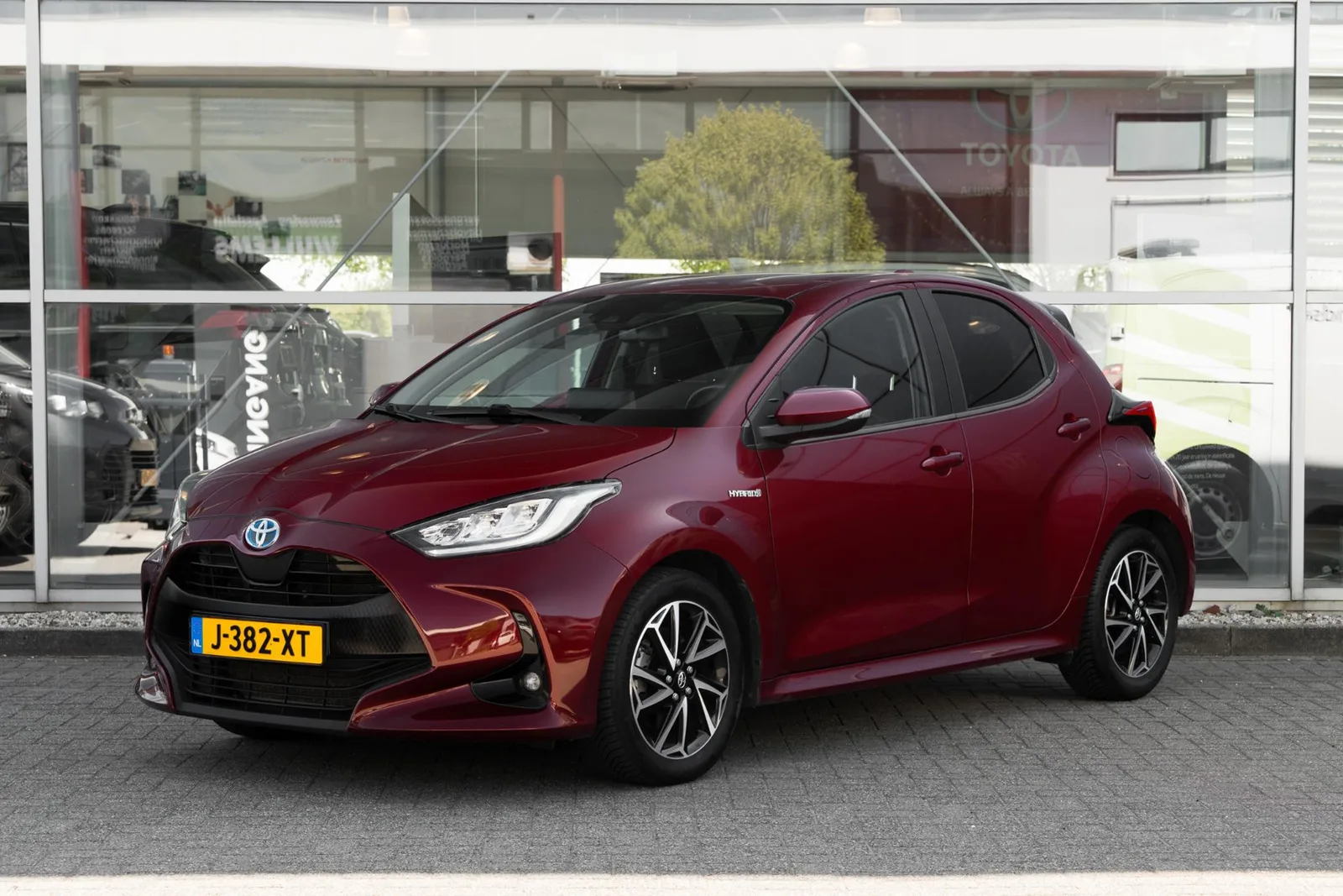 Toyota Yaris (2020) — foto 1
