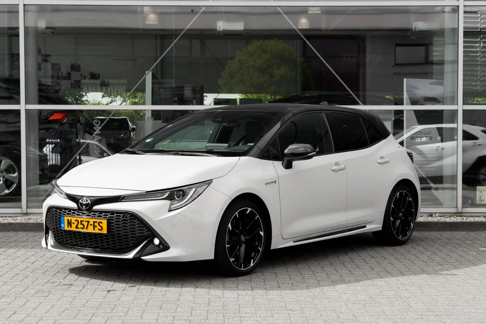 Toyota Corolla (2021) — foto 1