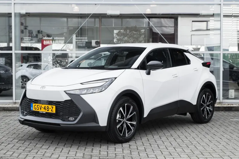 Toyota C-HR (2024)