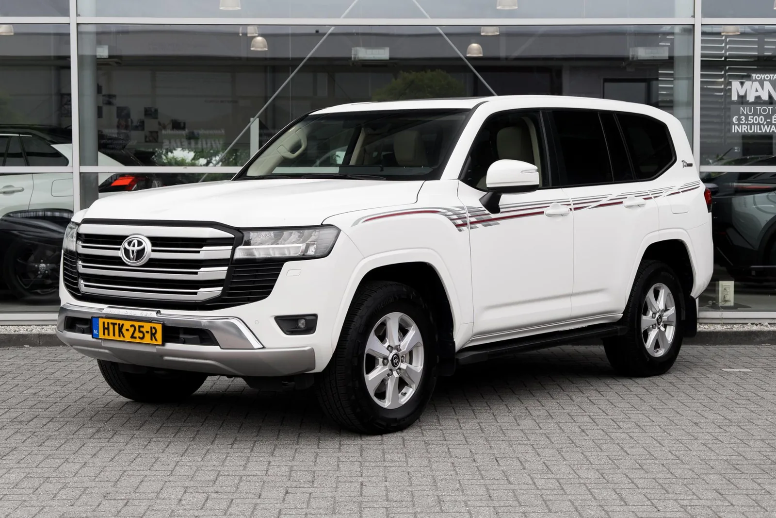 Toyota Land Cruiser (2021) — foto 1