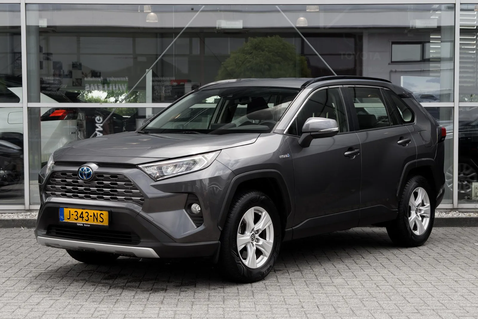 Toyota RAV4 (2020) — foto 1