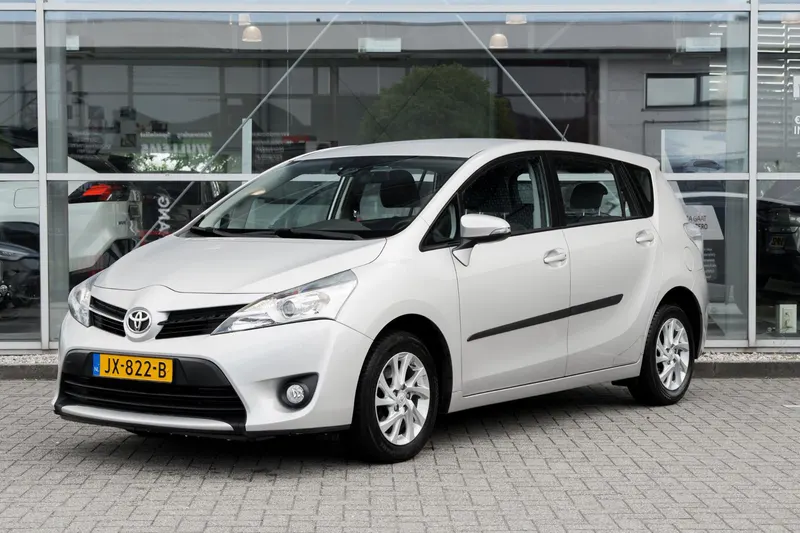 Toyota Verso (2016)