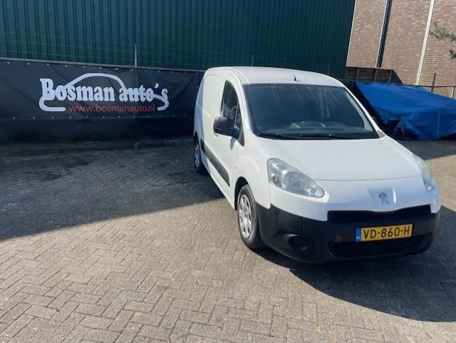 Peugeot Partner (2013) — foto 1