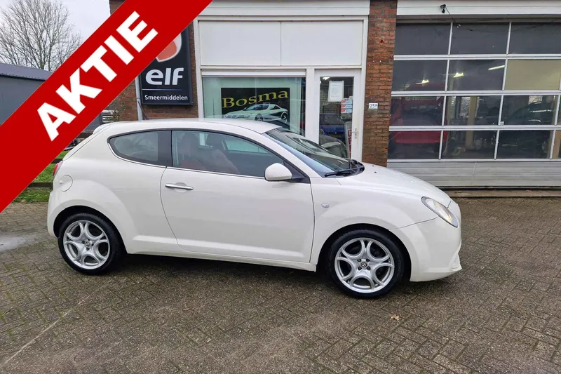 Alfa Romeo Mito (2011)