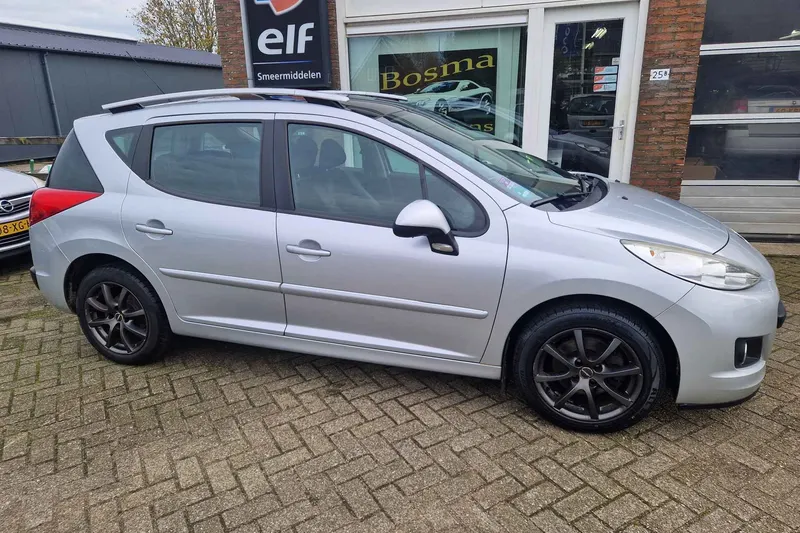 Peugeot 207 (2011)