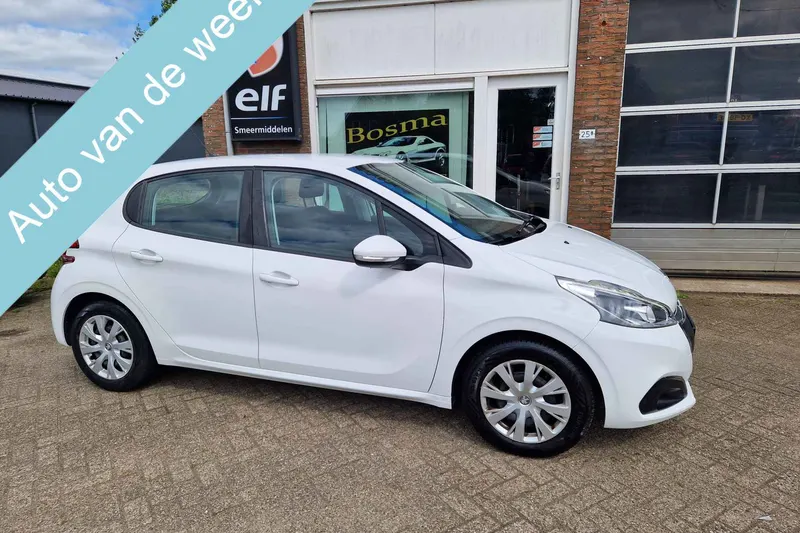 Peugeot 208 (2017)