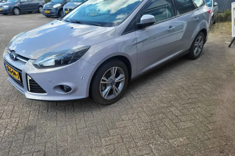 Ford Focus (2013)