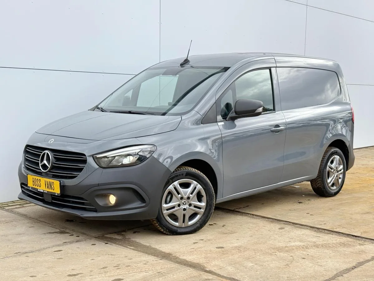 Mercedes-Benz Citan (2024) — foto 1