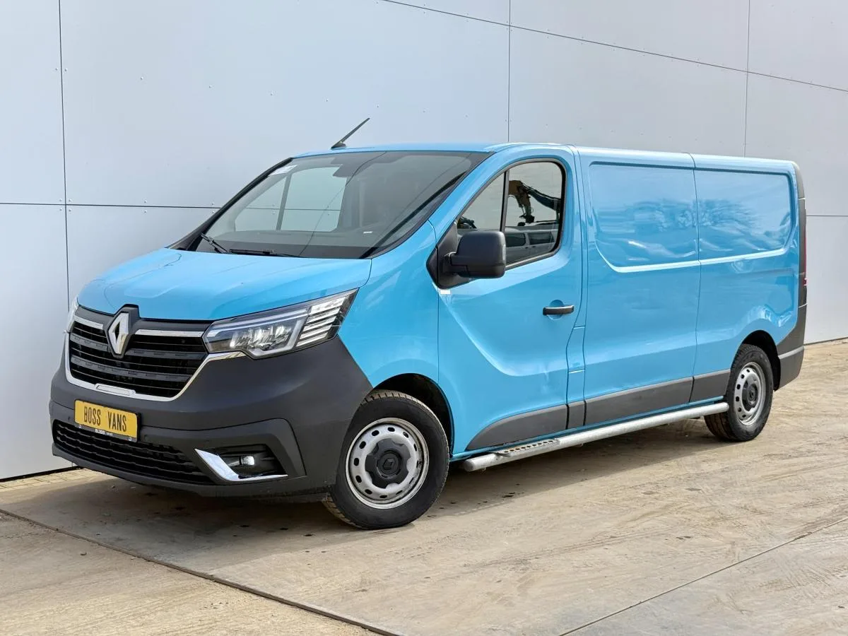 Renault Trafic (2022) — foto 1