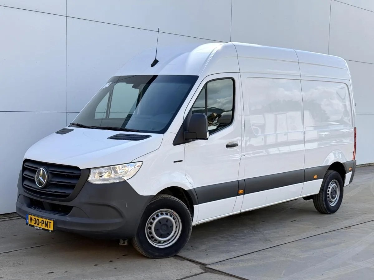 Mercedes-Benz eSprinter (2022) — foto 1