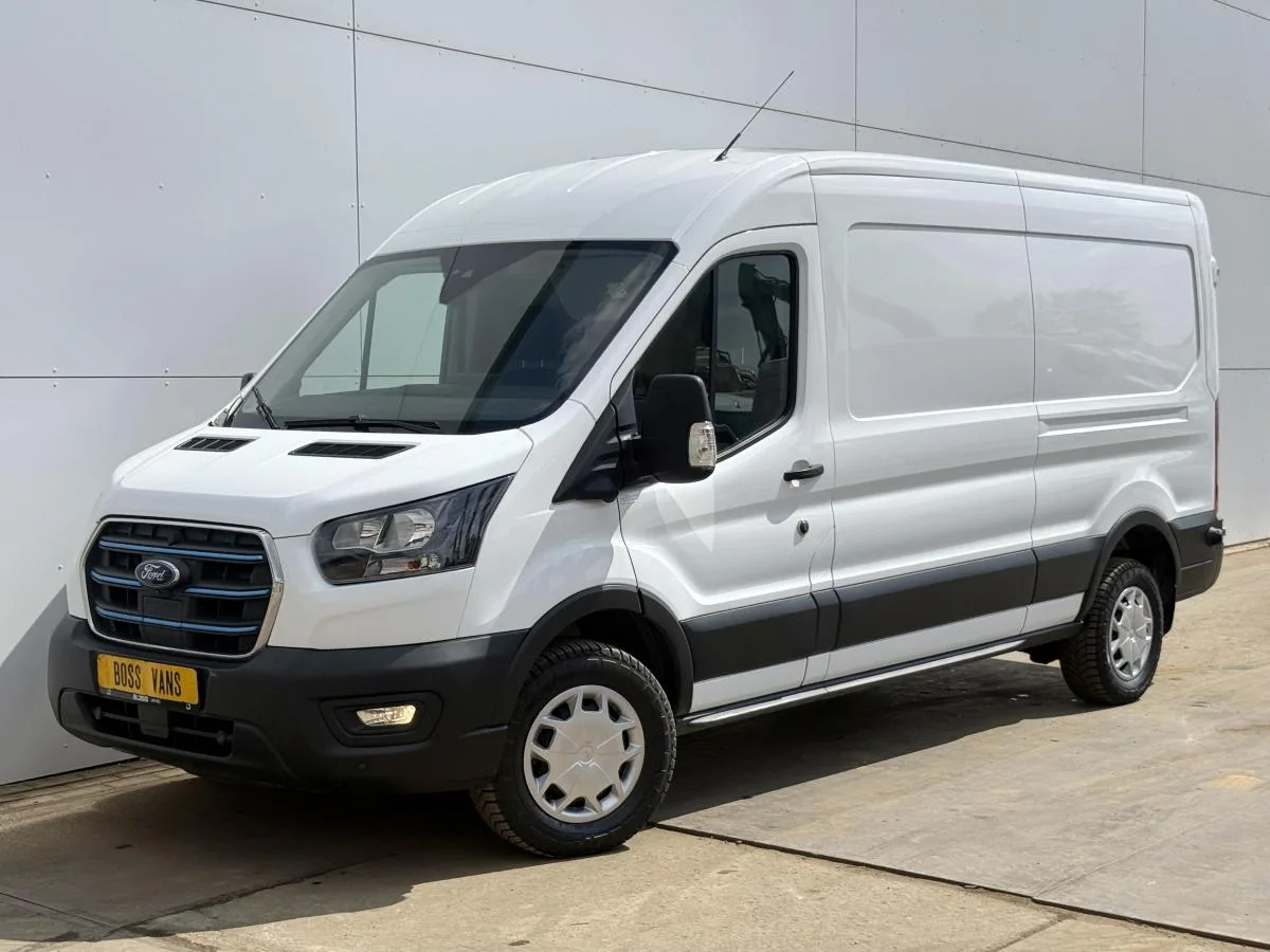 Ford E transit (2022) — foto 1