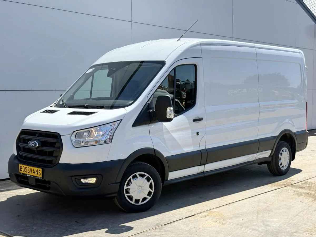 Ford Transit (2023) — foto 1