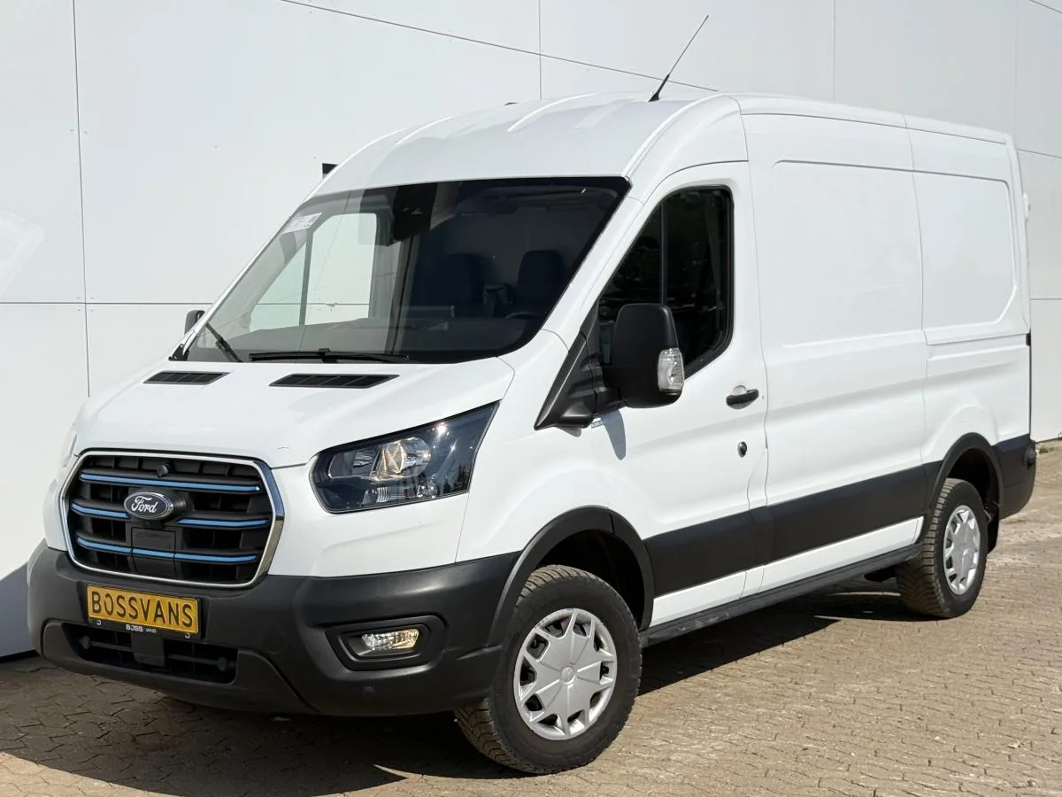 Ford E transit (2023) — foto 1