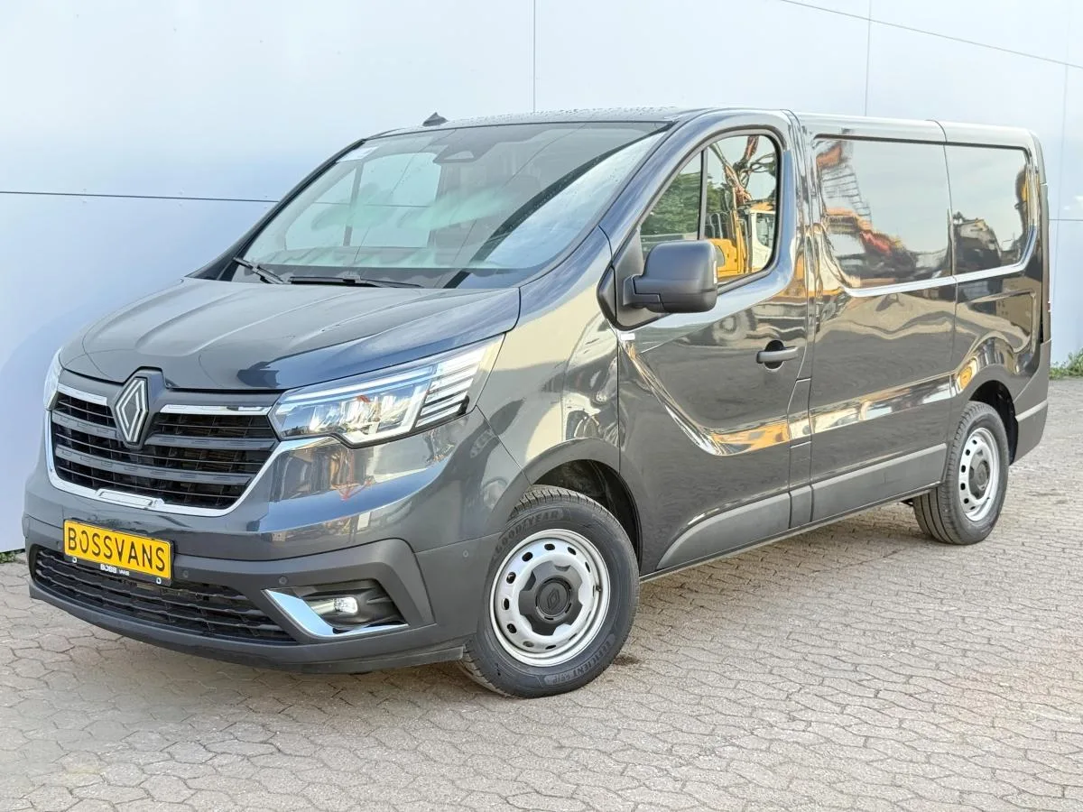 Renault Trafic (2024) — foto 1