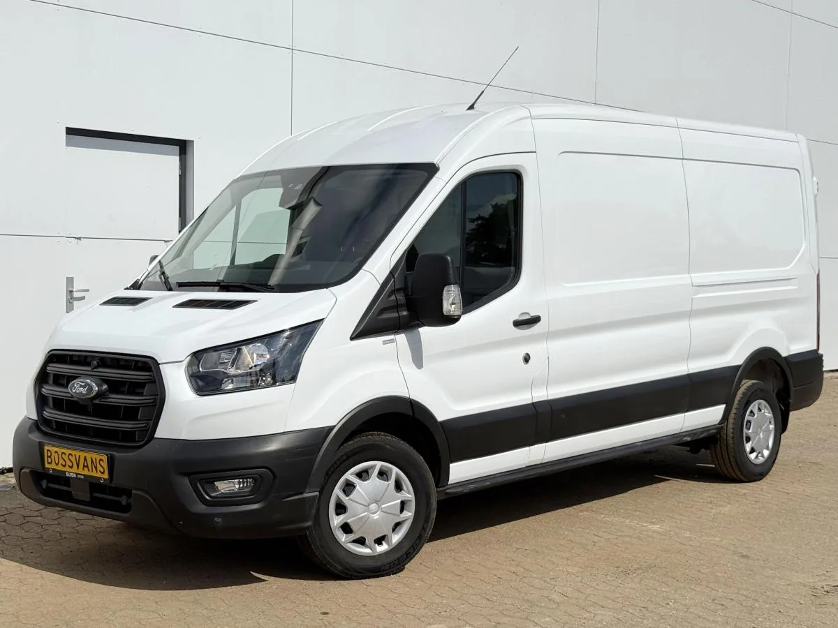Ford Transit (2024) — foto 1