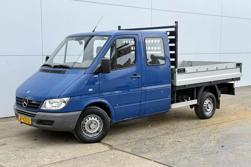 Mercedes-Benz Sprinter (2005)