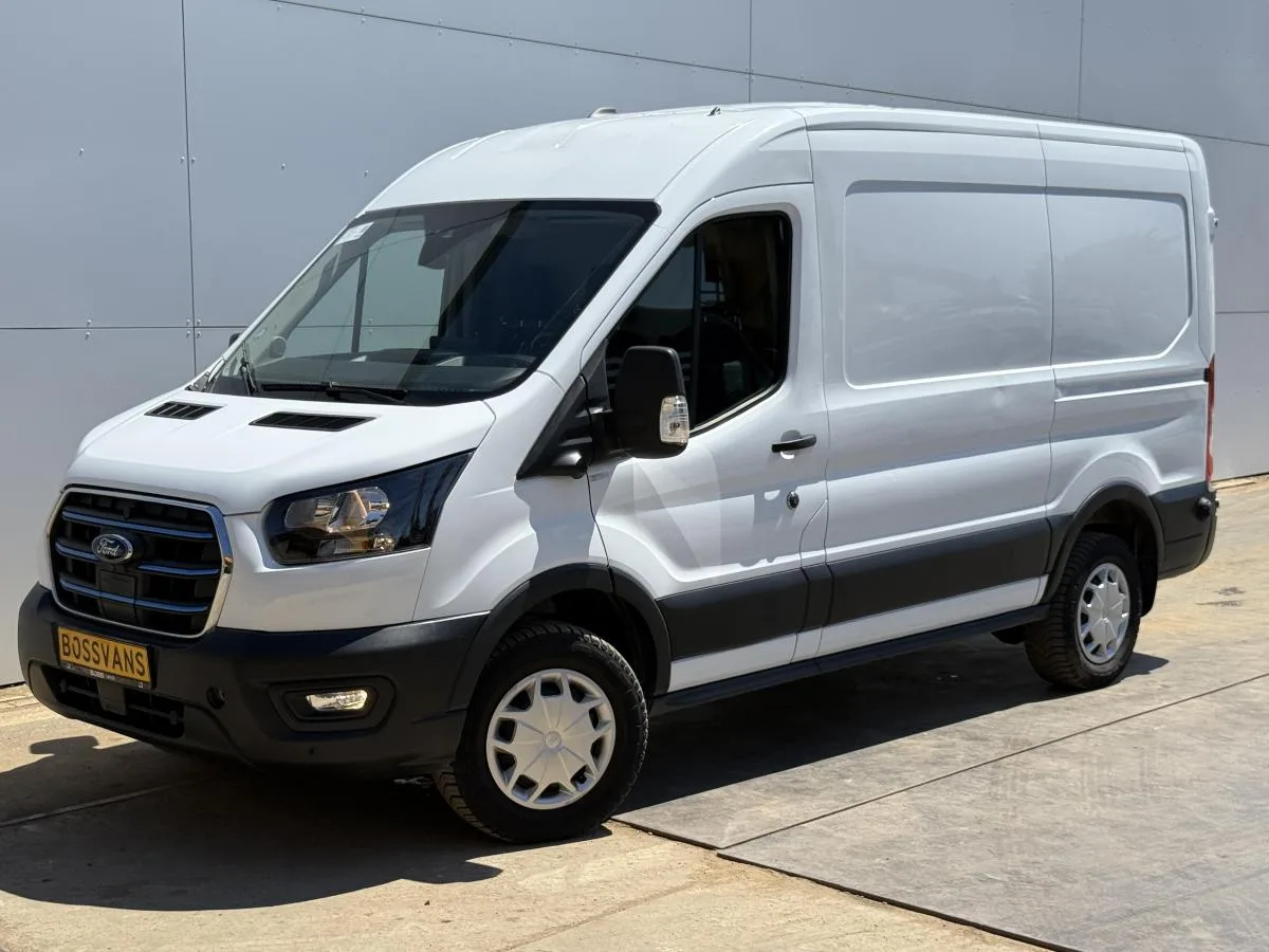 Ford E transit (2022) — foto 1