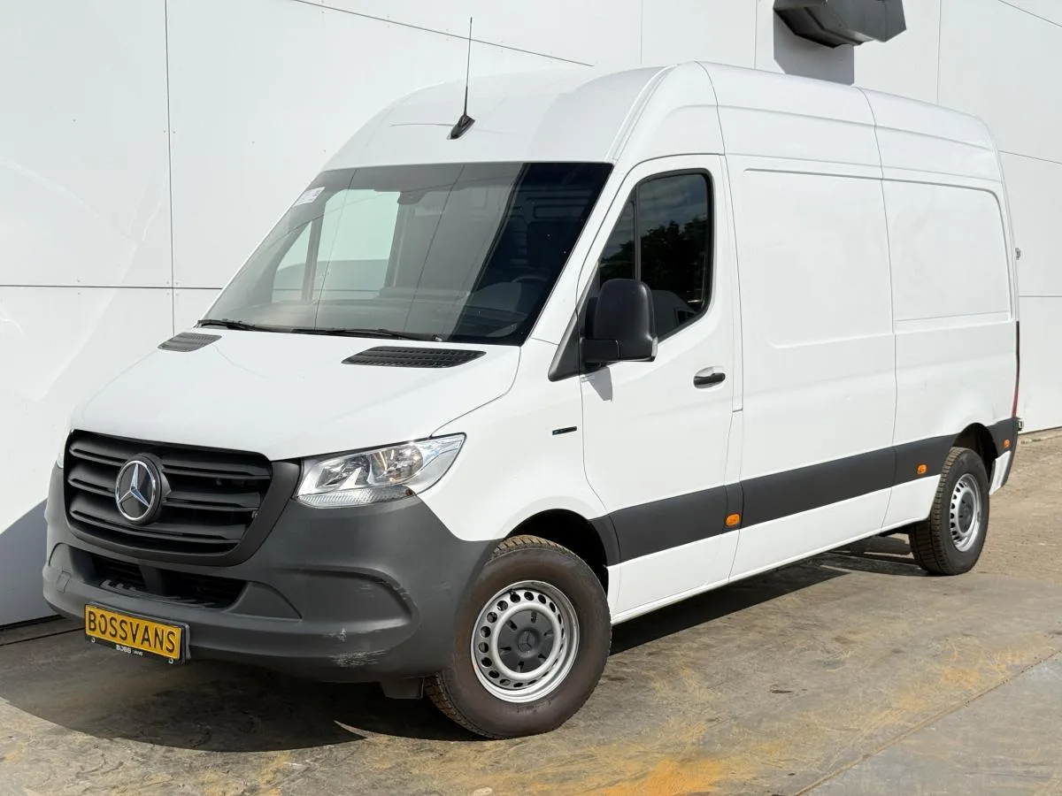 Mercedes-Benz eSprinter (2023) — foto 1
