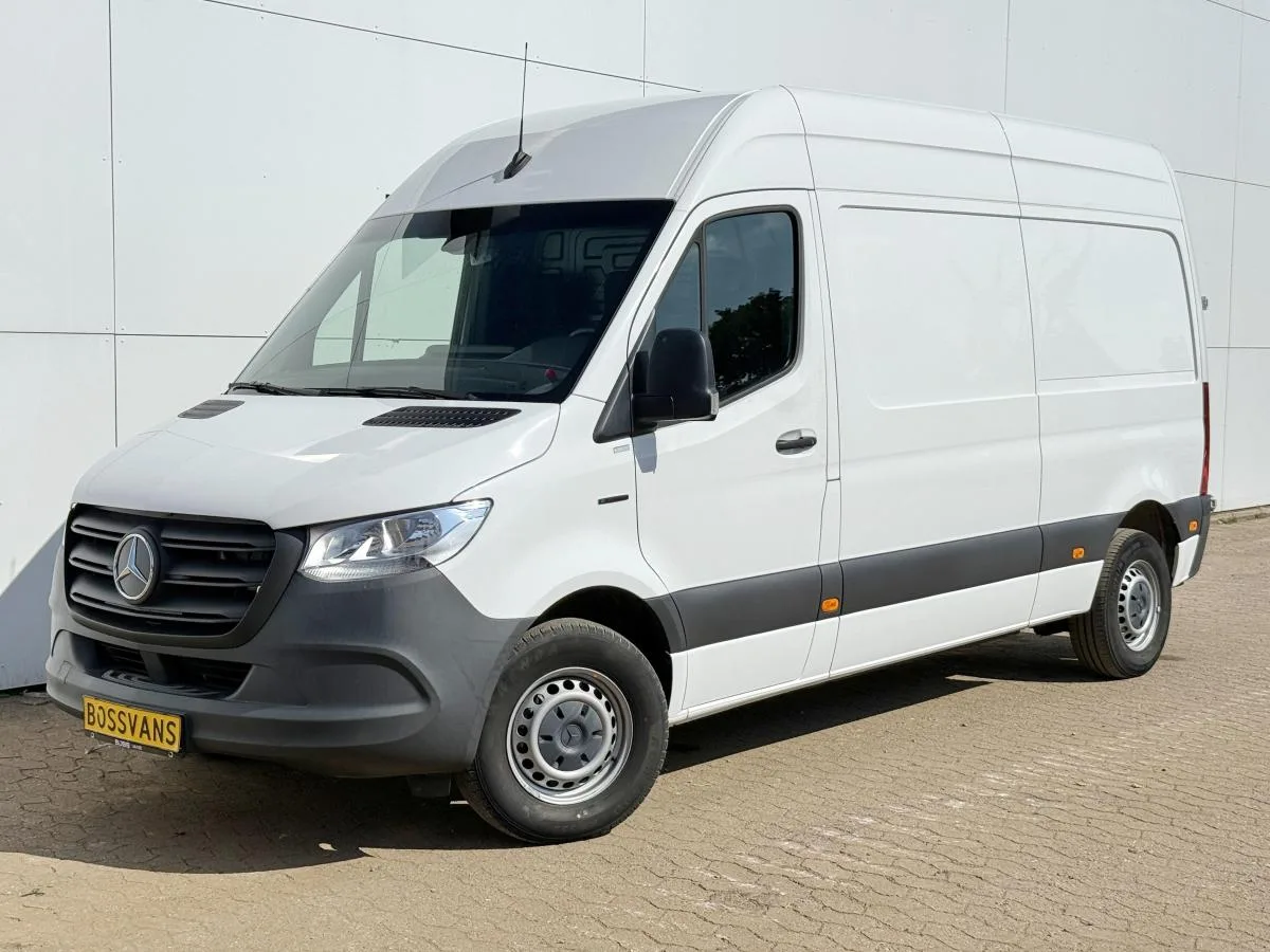 Mercedes-Benz eSprinter (2024) — foto 1