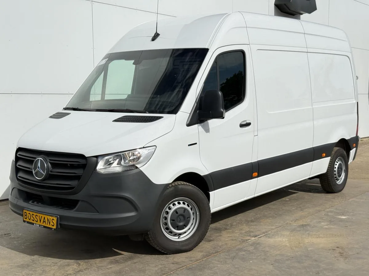 Mercedes-Benz eSprinter (2024) — foto 1