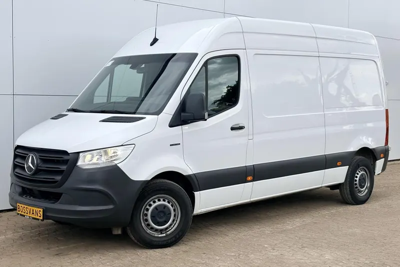 Mercedes-Benz eSprinter (2023)