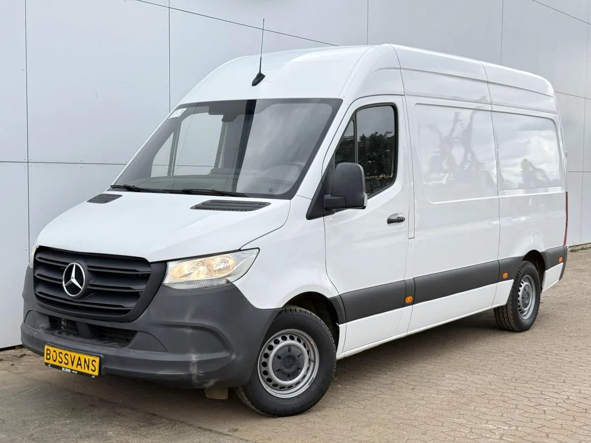 Mercedes-Benz Sprinter (2022) — foto 1