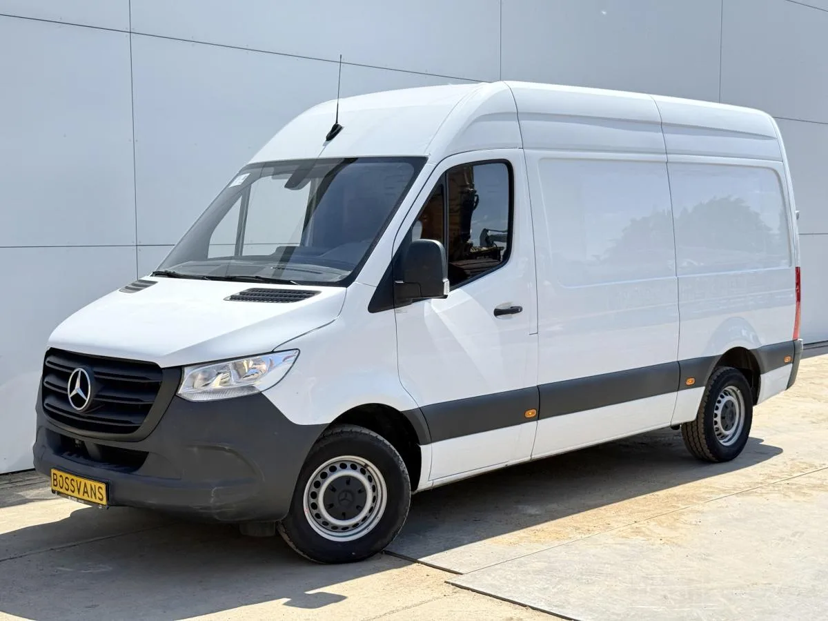 Mercedes-Benz Sprinter (2022) — foto 1